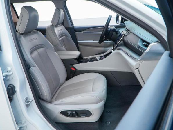 Jeep Grand Cherokee V (WL) с пробегом 2021 года, цена 5 849 055 рублей, 48426 км, внедорожник, Автокод Объявления
