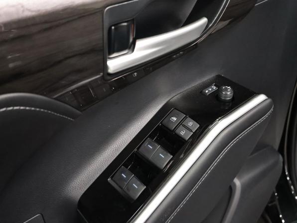 Toyota Highlander IV (XU70) с пробегом 2025 года, цена 5 990 000 рублей, 43 км, внедорожник, Автокод Объявления