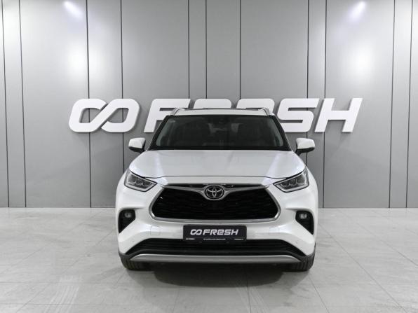 Toyota Highlander IV (XU70) с пробегом 2024 года, цена 4 749 000 рублей, 27532 км, внедорожник, Автокод Объявления