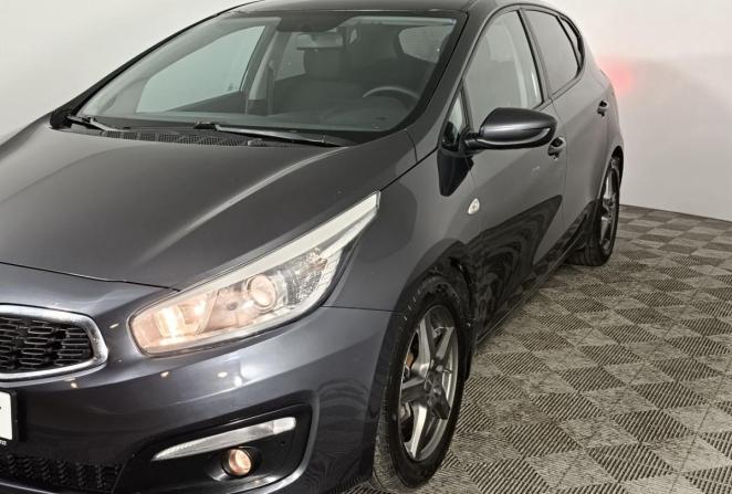 Kia Ceed II Рестайлинг с пробегом 2016 года, цена 1 075 000 рублей, 181000 км, хэтчбек, Автокод Объявления