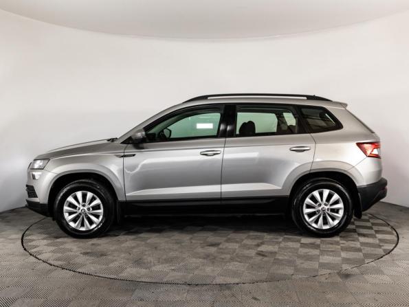 Skoda Karoq I с пробегом 2020 года, цена 1 899 000 рублей, 164708 км, внедорожник, Автокод Объявления