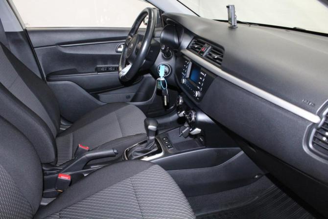 Kia Rio IV с пробегом 2019 года, цена 1 409 000 рублей, 53477 км, седан, Автокод Объявления