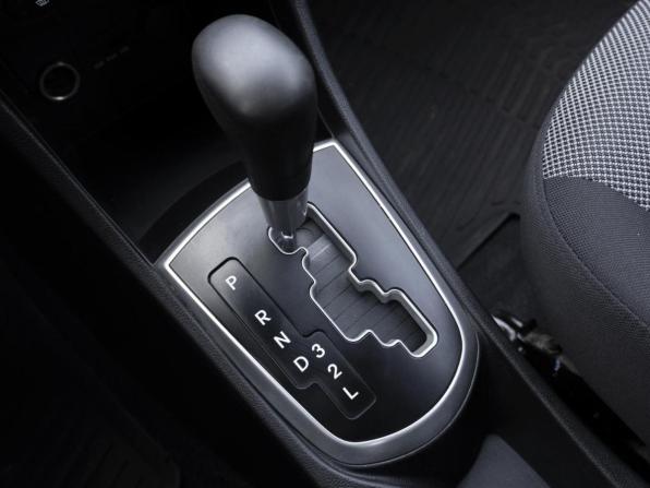 Hyundai Solaris I с пробегом 2013 года, цена 859 000 рублей, 122185 км, седан, Автокод Объявления