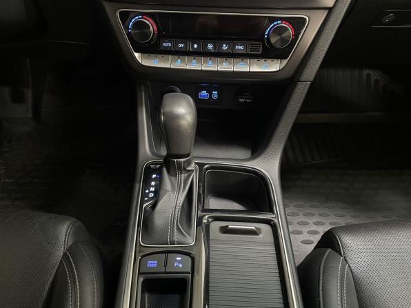 Hyundai Sonata VII (LF) Рестайлинг с пробегом 2019 года, цена 1 850 000 рублей, 134679 км, седан, Автокод Объявления