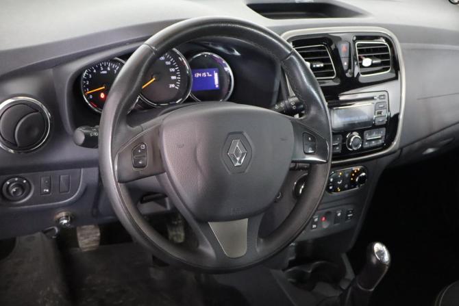 Renault Sandero II с пробегом 2016 года, цена 759 000 рублей, 133000 км, хэтчбек, Автокод Объявления