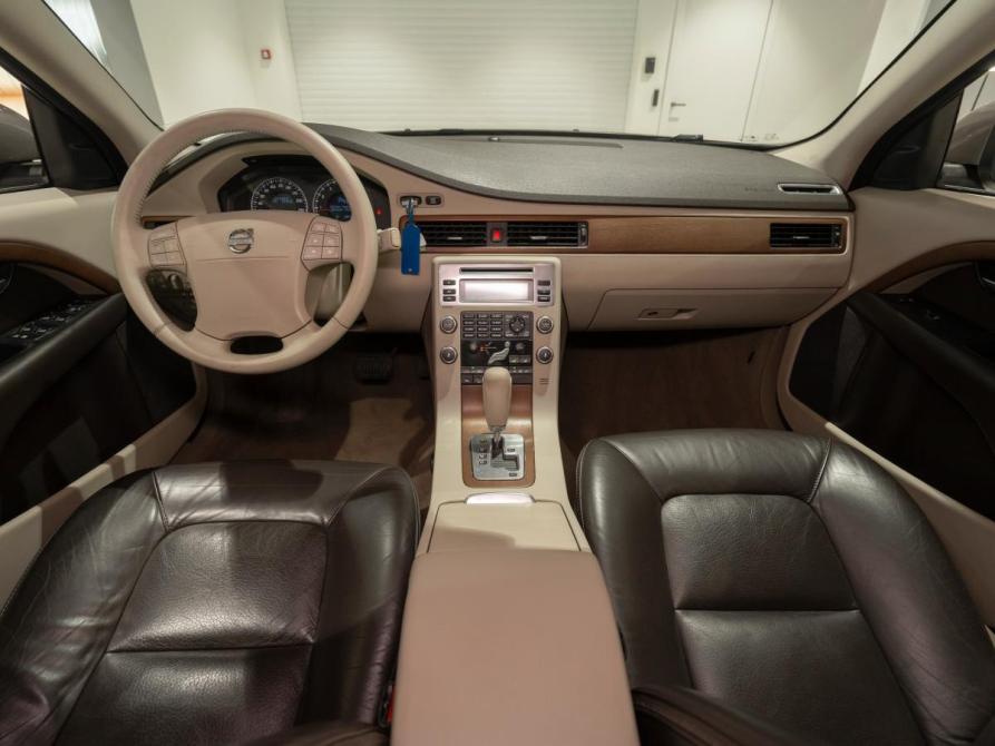 Volvo XC70 II Москва  - изображение 9