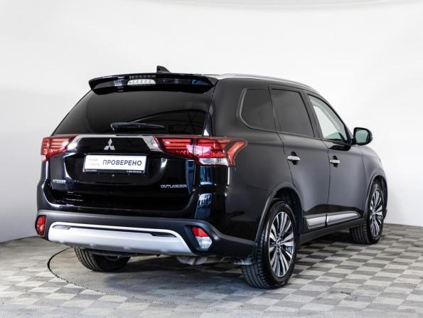 Mitsubishi Outlander III Рестайлинг 3 с пробегом 2020 года, цена 1 649 000 рублей, 202372 км, внедорожник, Автокод Объявления