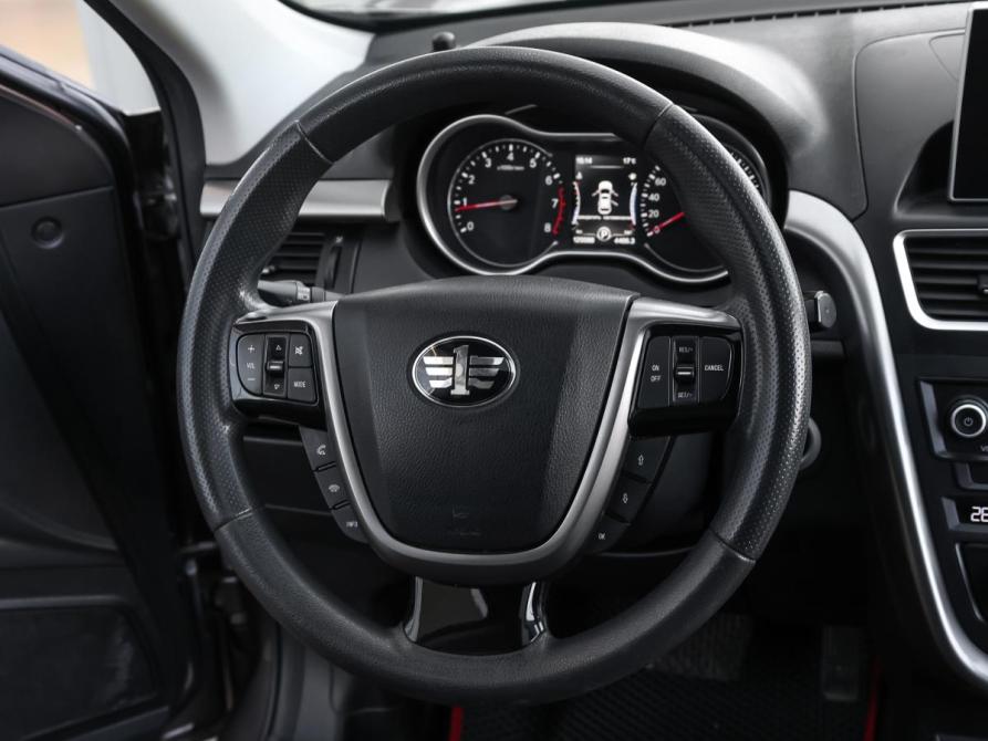 FAW Besturn X80 I Рестайлинг Москва  - изображение 15