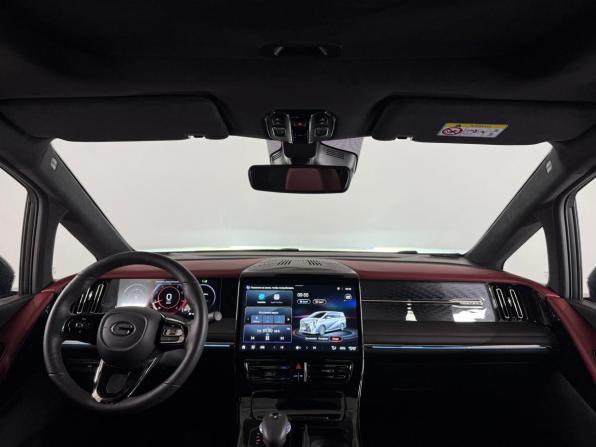 GAC M8 с пробегом 2024 года, цена 5 800 000 рублей, 352 км, минивэн, Автокод Объявления