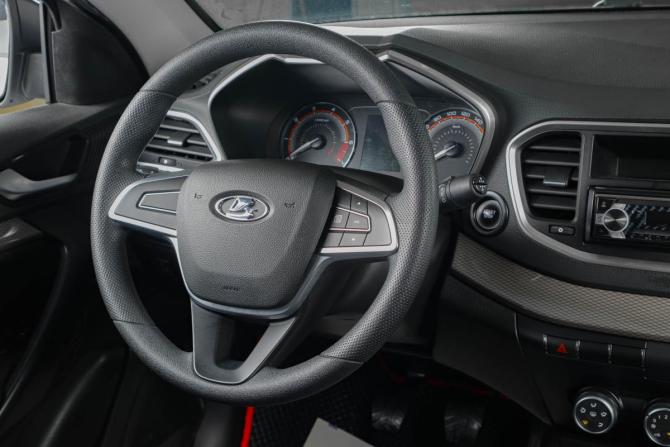 Lada (ВАЗ) Vesta I Рестайлинг (NG) с пробегом 2023 года, цена 1 259 000 рублей, 24479 км, седан, Автокод Объявления