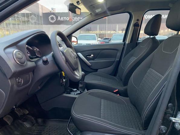 Renault Logan II с пробегом 2016 года, цена 695 000 рублей, 101353 км, седан, Автокод Объявления