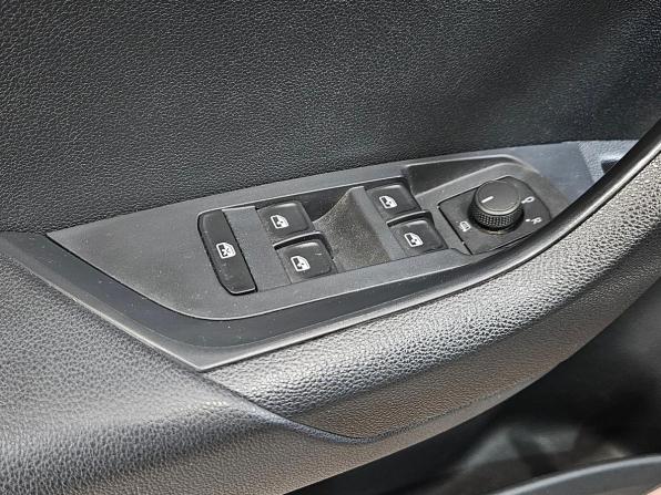 Skoda Karoq I с пробегом 2021 года, цена 1 970 000 рублей, 201002 км, внедорожник, Автокод Объявления