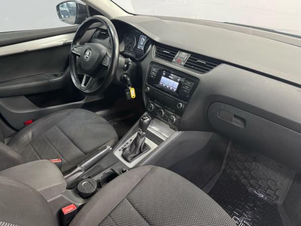 Skoda Octavia III (A7) с пробегом 2014 года, цена 1 150 000 рублей, 127992 км, лифтбек, Автокод Объявления