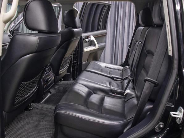 Toyota Land Cruiser 200 Series Рестайлинг 1 с пробегом 2015 года, цена 4 898 000 рублей, 180212 км, внедорожник, Автокод Объявления