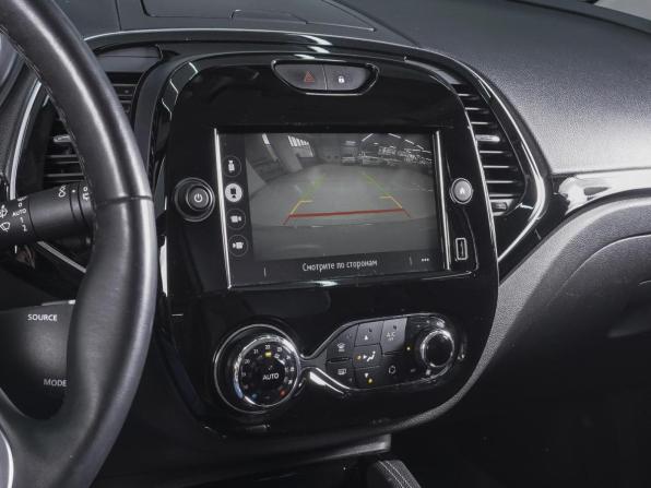 Renault Kaptur I Рестайлинг с пробегом 2021 года, цена 1 480 000 рублей, 92159 км, внедорожник, Автокод Объявления