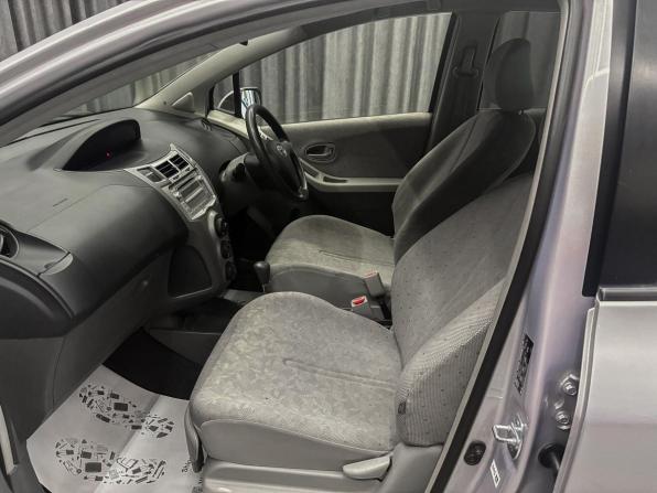 Toyota Vitz II (XP90) с пробегом 2009 года, цена 539 000 рублей, 220000 км, хэтчбек, Автокод Объявления