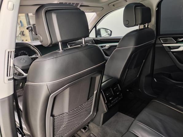 Volkswagen Touareg III с пробегом 2021 года, цена 5 975 000 рублей, 122369 км, внедорожник, Автокод Объявления