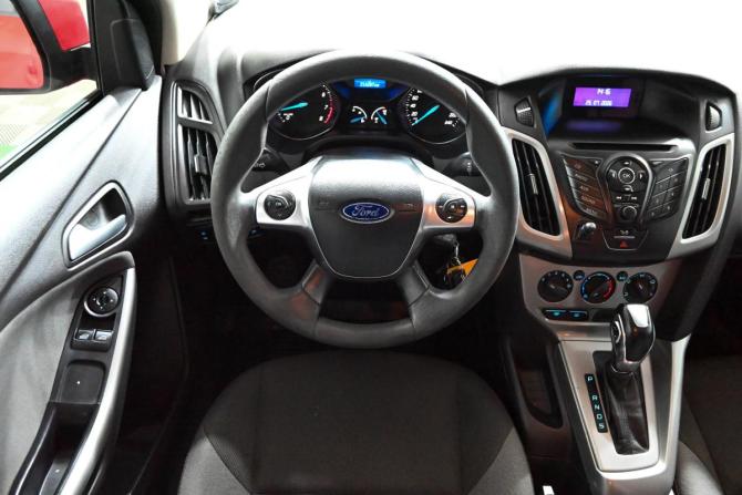 Ford Focus III с пробегом 2011 года, цена 700 000 рублей, 214286 км, хэтчбек, Автокод Объявления