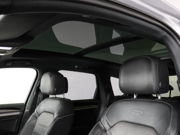 Volkswagen Touareg III с пробегом 2022 года, цена 8 100 000 рублей, 54768 км, внедорожник, Автокод Объявления