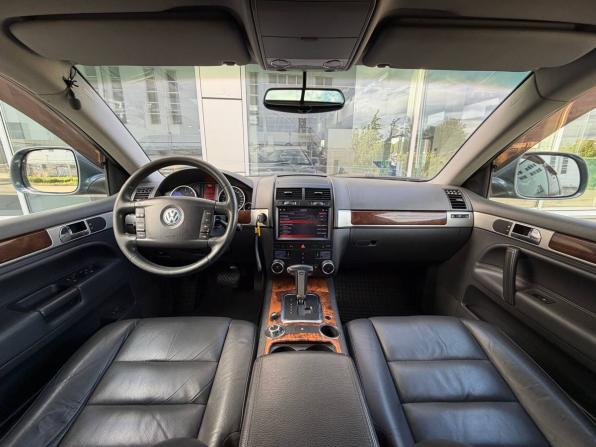 Volkswagen Touareg I Рестайлинг с пробегом 2006 года, цена 965 000 рублей, 286987 км, внедорожник, Автокод Объявления