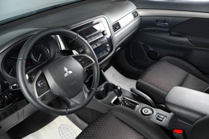 Mitsubishi Outlander III с пробегом 2012 года, цена 1 409 000 рублей, 201259 км, внедорожник, Автокод Объявления