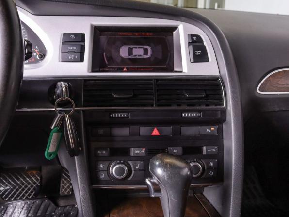 Audi A6 III (C6) Рестайлинг с пробегом 2010 года, цена 1 200 000 рублей, 282531 км, седан, Автокод Объявления