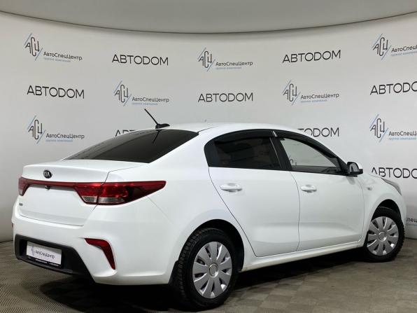 Kia Rio IV с пробегом 2018 года, цена 959 000 рублей, 50604 км, седан, Автокод Объявления