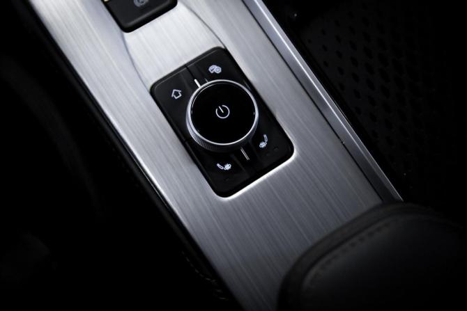 Omoda S5 с пробегом 2023 года, цена 1 349 000 рублей, 69286 км, седан, Автокод Объявления