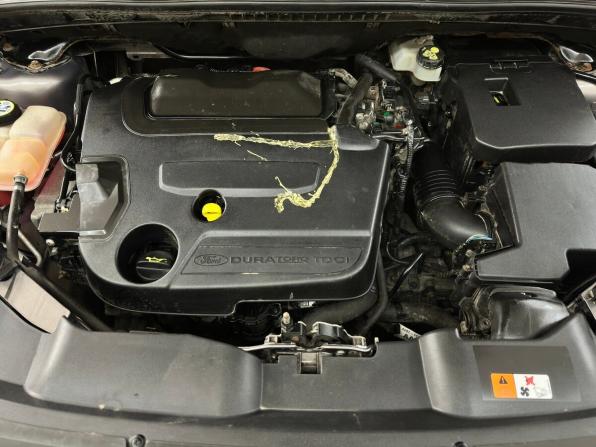 Ford Kuga I с пробегом 2012 года, цена 950 000 рублей, 157492 км, внедорожник, Автокод Объявления
