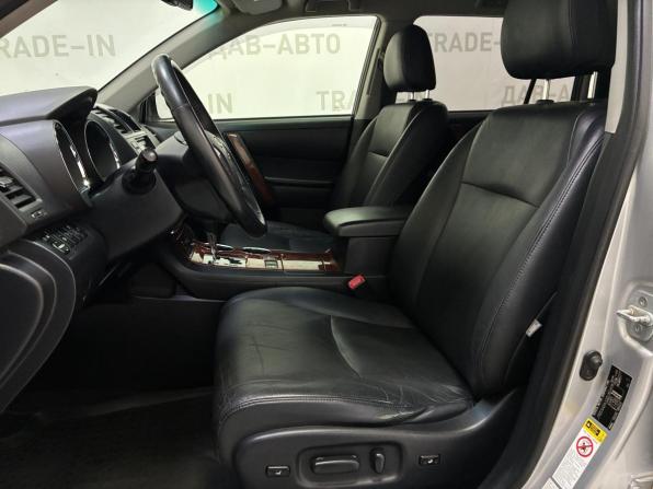 Toyota Highlander II (XU40) Рестайлинг с пробегом 2011 года, цена 1 550 000 рублей, 238000 км, внедорожник, Автокод Объявления
