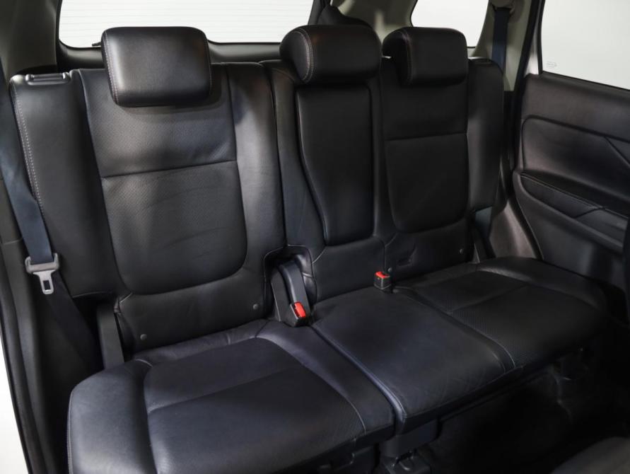 Mitsubishi Outlander III Рестайлинг 2 Санкт-Петербург  - изображение 21