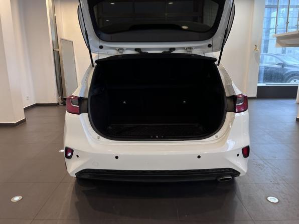 Kia Ceed III с пробегом 2018 года, цена 1 420 000 рублей, 81345 км, хэтчбек, Автокод Объявления
