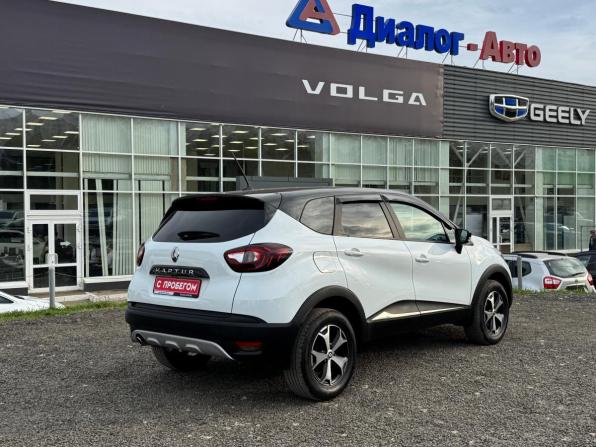 Renault Kaptur I Рестайлинг с пробегом 2022 года, цена 1 430 000 рублей, 35502 км, внедорожник, Автокод Объявления