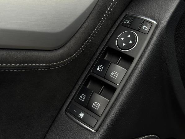 Mercedes-Benz C-Класс III (W204) Рестайлинг с пробегом 2013 года, цена 1 330 000 рублей, 169961 км, седан, Автокод Объявления