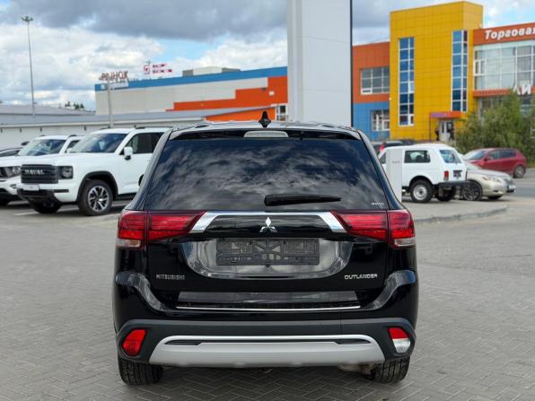 Mitsubishi Outlander III Рестайлинг 3 с пробегом 2019 года, цена 2 100 000 рублей, 104101 км, внедорожник, Автокод Объявления