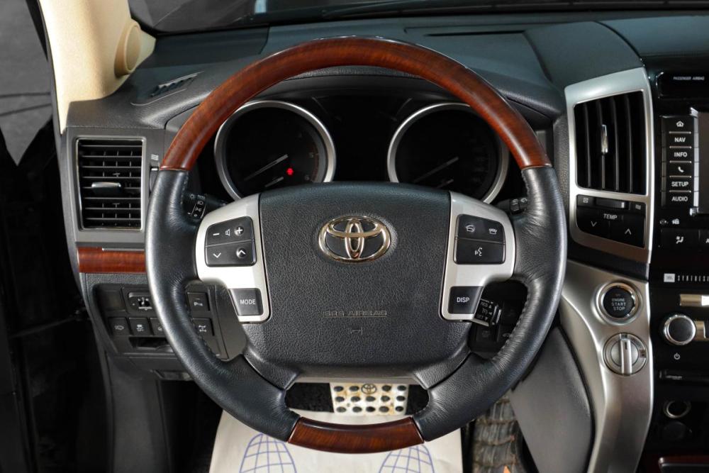 Toyota Land Cruiser 200 Series Рестайлинг 1 Тюмень  - изображение 15