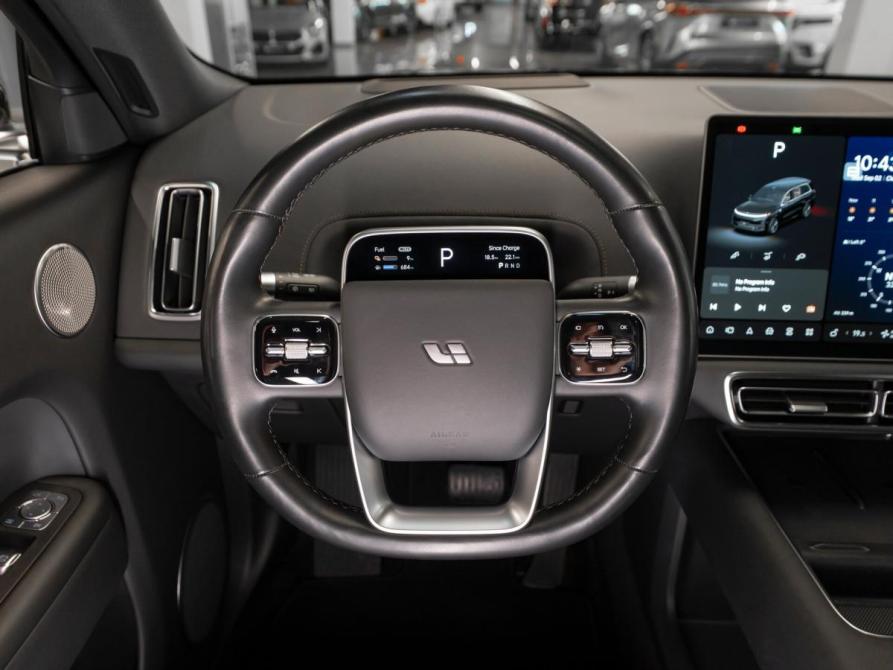 Li Auto (Lixiang) L9 I Москва  - изображение 11