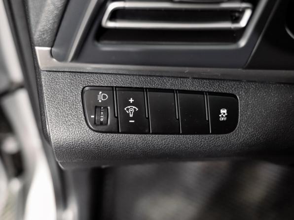 Hyundai Elantra VI (AD) Рестайлинг с пробегом 2019 года, цена 1 930 000 рублей, 122770 км, седан, Автокод Объявления