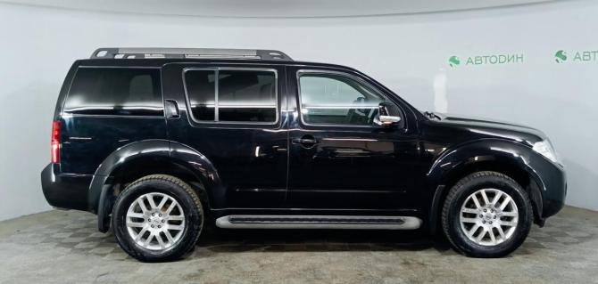 Nissan Pathfinder III Рестайлинг с пробегом 2011 года, цена 1 599 000 рублей, 244192 км, внедорожник, Автокод Объявления