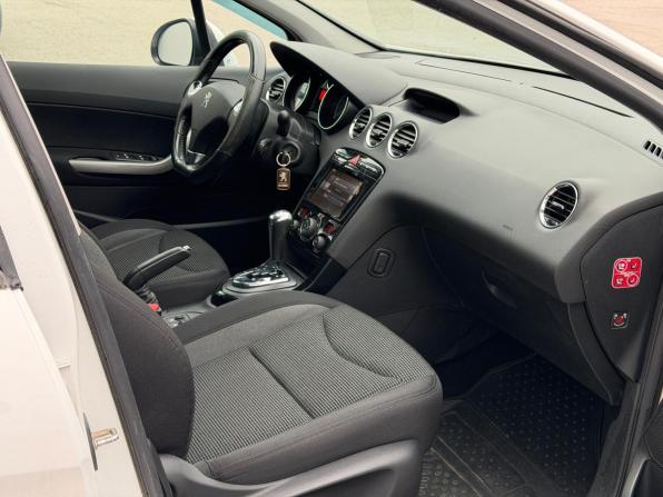 Peugeot 408 I Рестайлинг с пробегом 2021 года, цена 1 197 000 рублей, 166929 км, седан, Автокод Объявления