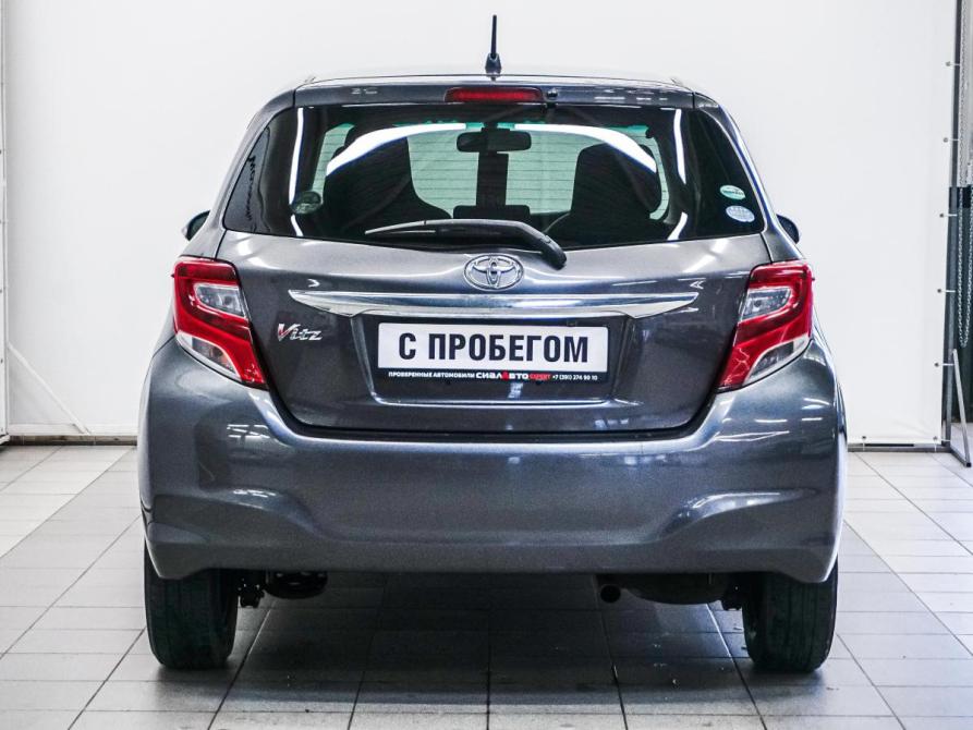 Toyota Vitz III (XP130) Рестайлинг Красноярск  - изображение 6