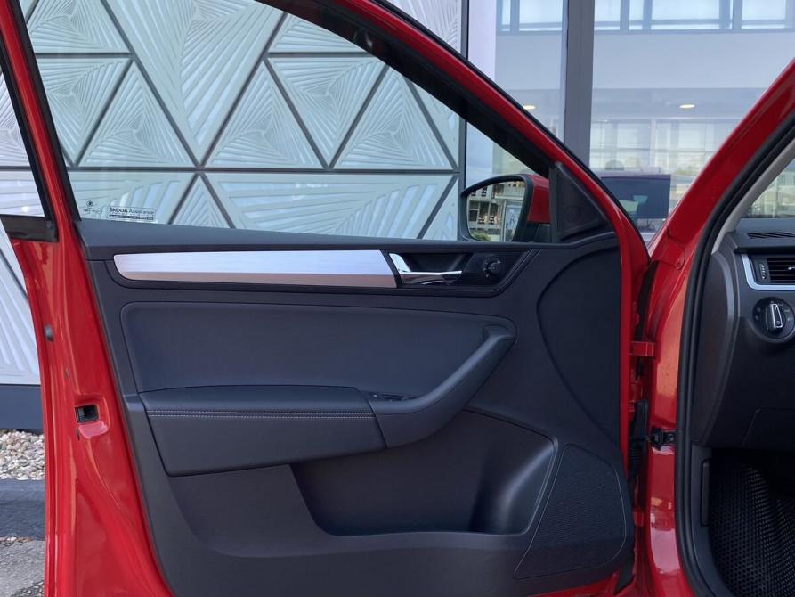 Skoda Rapid I Рестайлинг Москва  - изображение 19