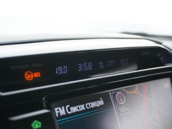 Toyota Land Cruiser 200 Series Рестайлинг 1 с пробегом 2015 года, цена 3 599 051 рубль, 488161 км, внедорожник, Автокод Объявления