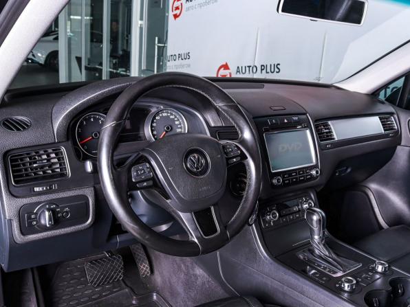 Volkswagen Touareg II с пробегом 2013 года, цена 1 870 000 рублей, 217500 км, внедорожник, Автокод Объявления