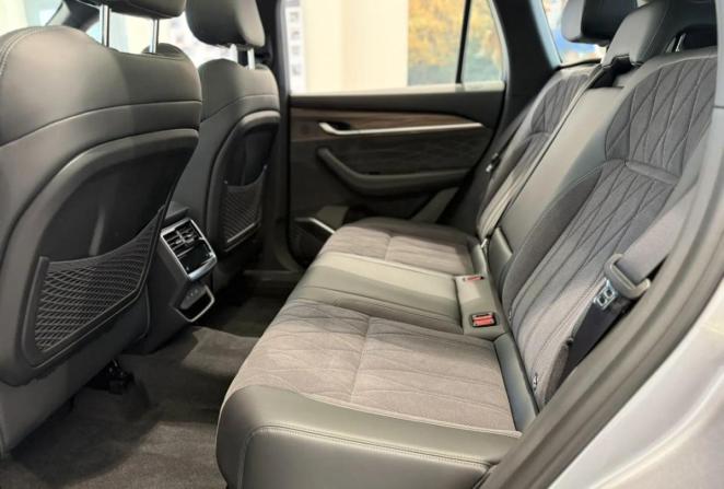 Новый Geely Monjaro I 2026 года, цена 4 599 990 рублей, внедорожник, Автокод Объявления