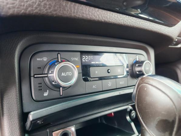 Volkswagen Touareg II с пробегом 2012 года, цена 1 959 700 рублей, 277560 км, внедорожник, Автокод Объявления