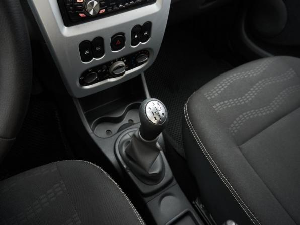 Renault Sandero I с пробегом 2011 года, цена 573 000 рублей, 158155 км, хэтчбек, Автокод Объявления