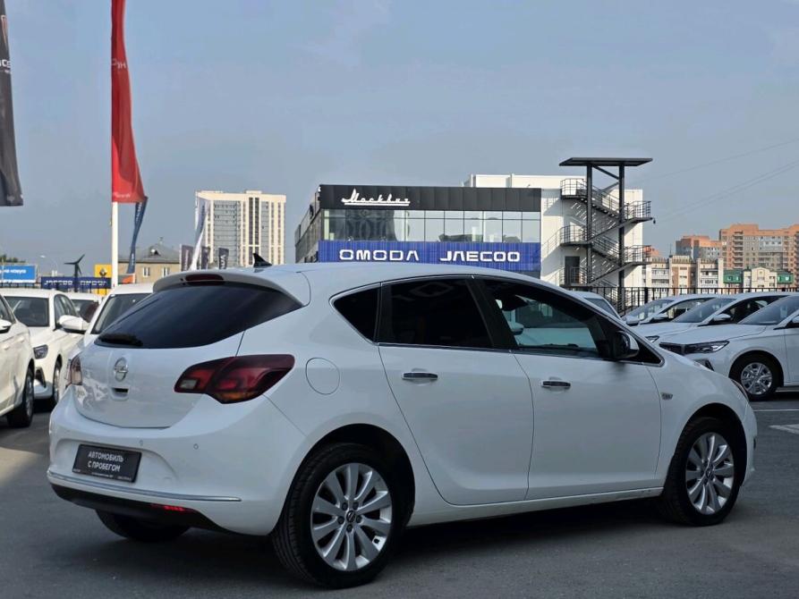 Opel Astra J Рестайлинг Новосибирск  - изображение 7