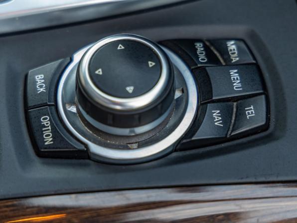 BMW X5 II (E70) Рестайлинг с пробегом 2013 года, цена 1 898 000 рублей, 176112 км, внедорожник, Автокод Объявления