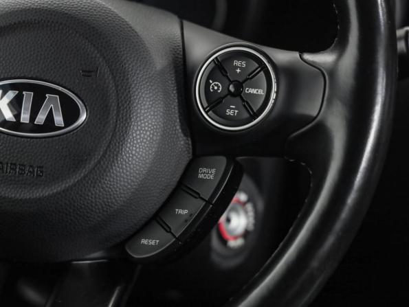 Kia Soul II Рестайлинг с пробегом 2017 года, цена 1 599 000 рублей, 62906 км, хэтчбек, Автокод Объявления